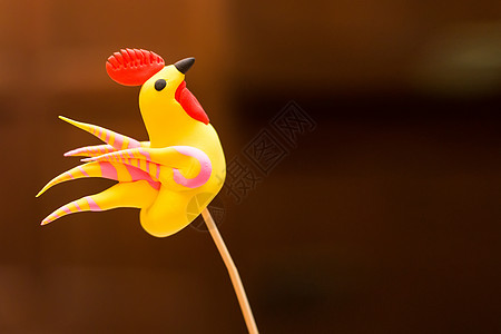 可爱粘土小鹦鹉童趣鸡年工艺品背景