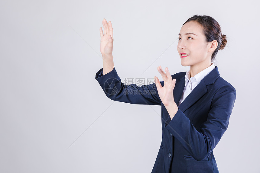 职业女性未来科技手势棚拍