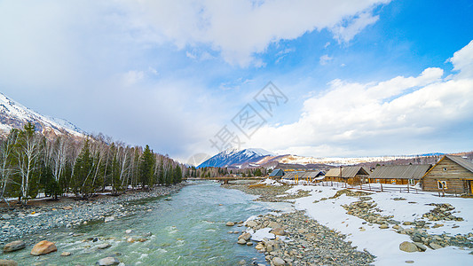 冰雪小镇新疆喀纳斯景区禾木村背景