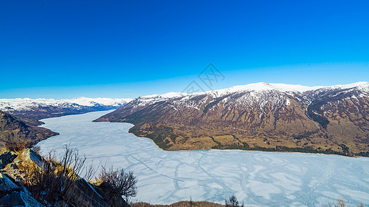 雪山山峰新疆喀纳斯湖景区背景