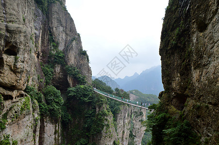 雁荡山悬崖峭壁高清图片