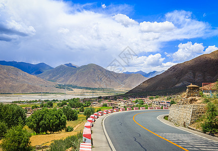 西藏的公路图片