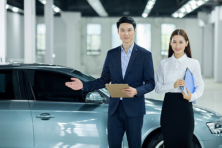 汽车销售服务人员介绍汽车背景图片