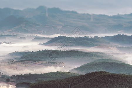 醉美秋景延安晨雾背景