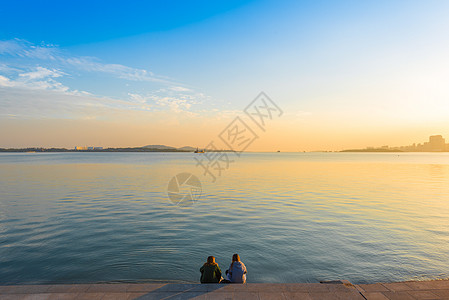 青岛海边日落最美夕阳高清图片