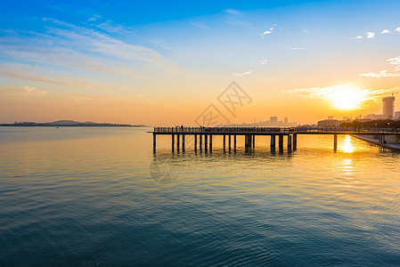 最美天际线青岛海边日落最美夕阳背景