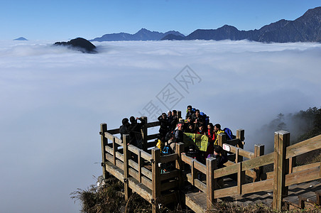 观景飘窗成都大邑县西岭雪山景区的云雾背景