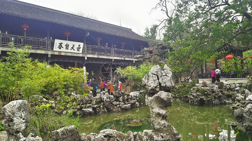 三月扬州春色个园