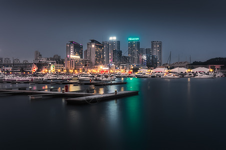 都市夜色海景桌面高清图片