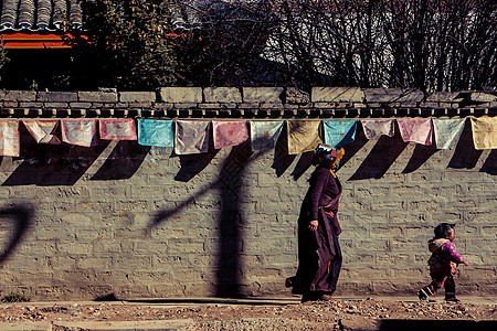 色达藏民生活高清图片
