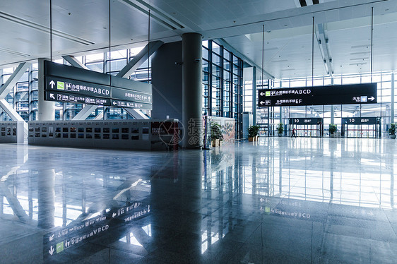 上海机场内部空间