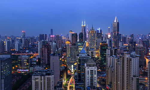 高楼林立的上海城市夜景风光背景图片