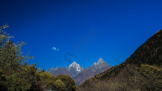 康定木格措川西美景图片背景