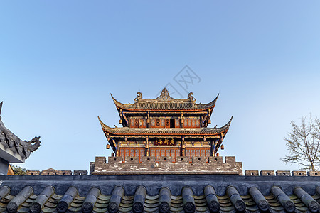 午后的都江堰宣化门古城楼背景图片