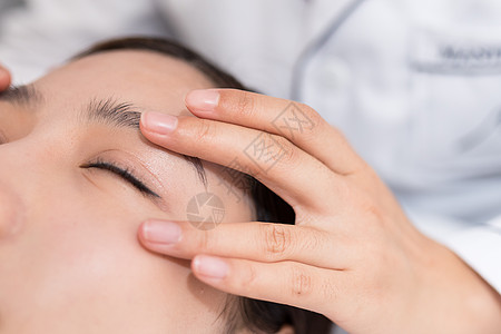 美容SPA眼部护理高清图片