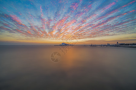 上海长江海上日出背景