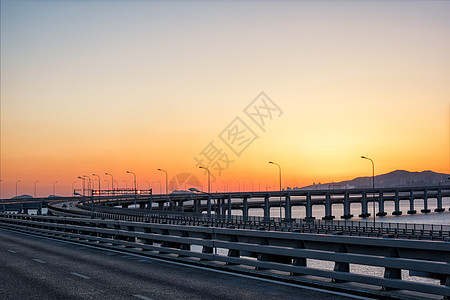 道路建设海上交通背景