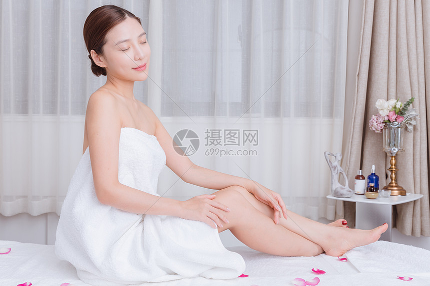 日常淡妆的正确化妆顺序_化妆基础护理的顺序_健康化妆品顺序
