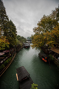 屋檐雨水乌镇水乡背景