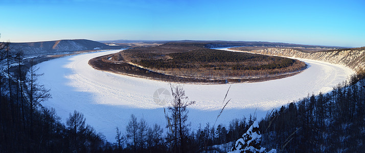 俄罗斯冬季漠河黑龙江第一湾背景