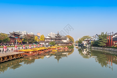 免扣花南京秦淮河免抠游船：河边著名景点背景