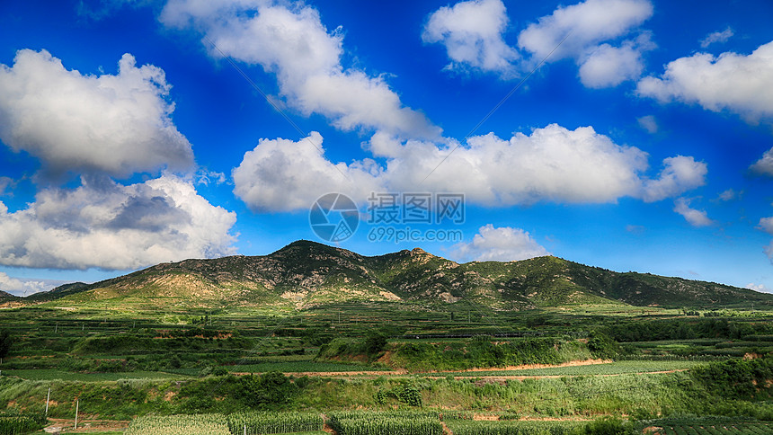 午后的太原山村图片