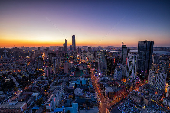 大连中山区夜景图片