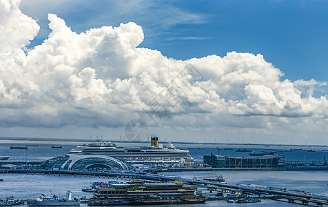 上海长江吴淞邮轮码头背景