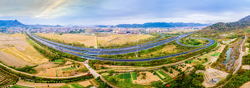 高速公路弯道弧形高清图片