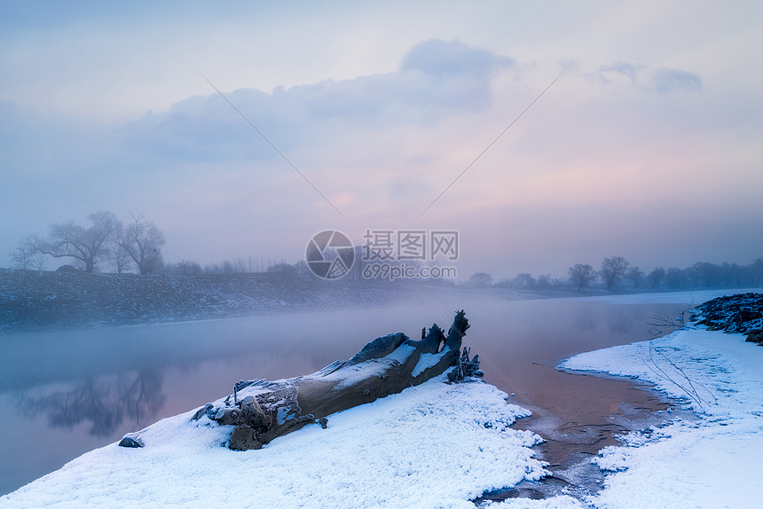 冰雪雾凇冬天雪景图片