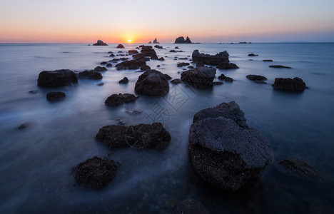 海浪线条海岸礁石风光背景