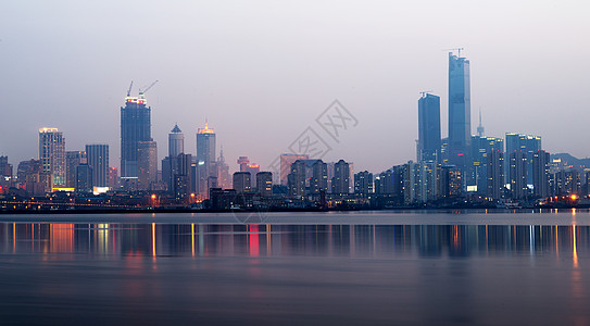 黑白高楼大厦海岸城市建筑风景背景