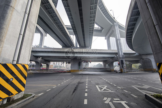 城市高架道路