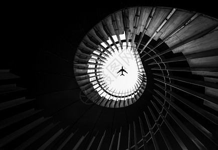 创意旋梯飞机黑白高清图片