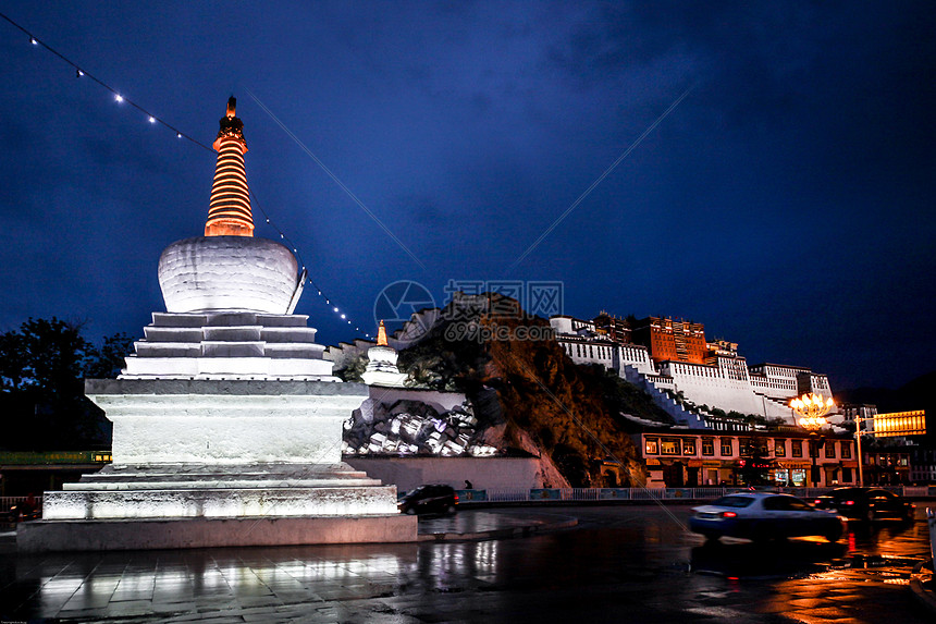 拉萨布达拉宫夜景图片