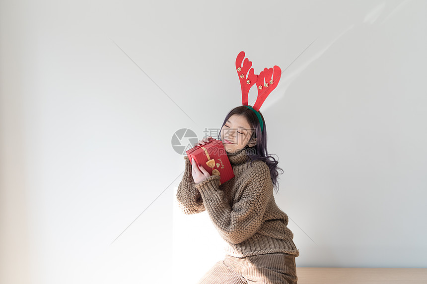 圣诞节甜美女性图片