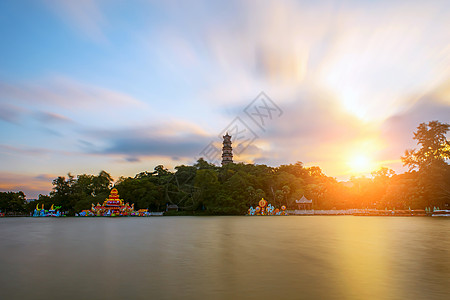 古风山水广东惠州西湖落日背景背景