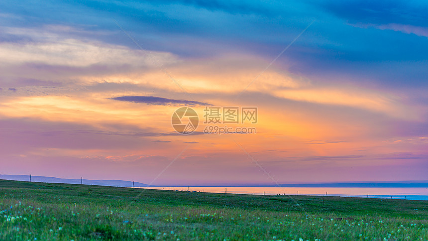 青海湖日落图片