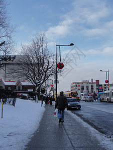 加拿大蒙特利尔雪后的大街图片