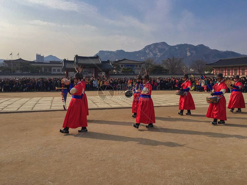 春节韩国首尔的景福宫表演图片