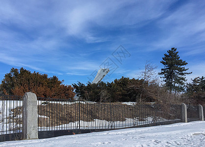 蒙特利尔的雪后奥林匹克体育场图片