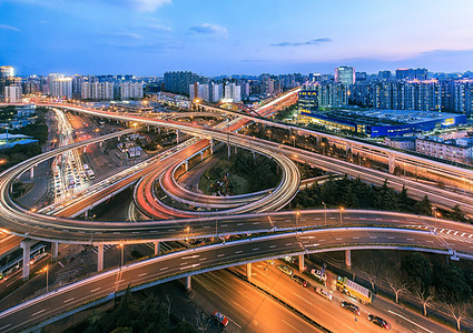 公路速度上海繁华都市繁忙的交通高架桥景观背景