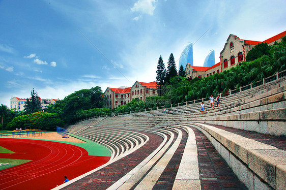 厦门大学体育场图片