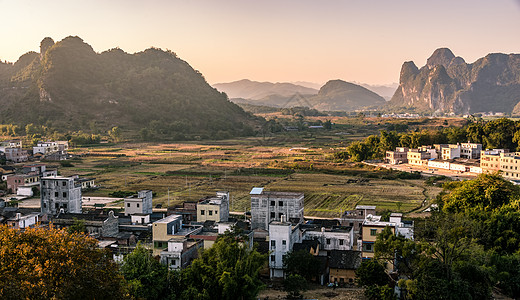 英西峰林山间田园背景