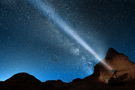 夜晚的星空人物仰望素材高清图片