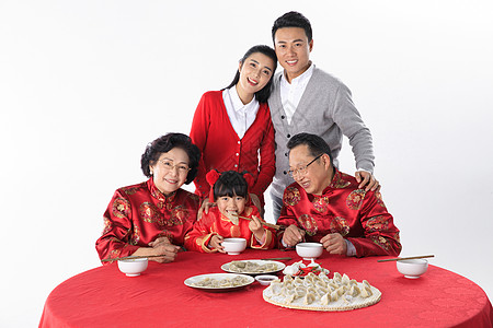 年夜饭幸福一家吃饺子背景图片