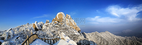 天柱山雪景图片