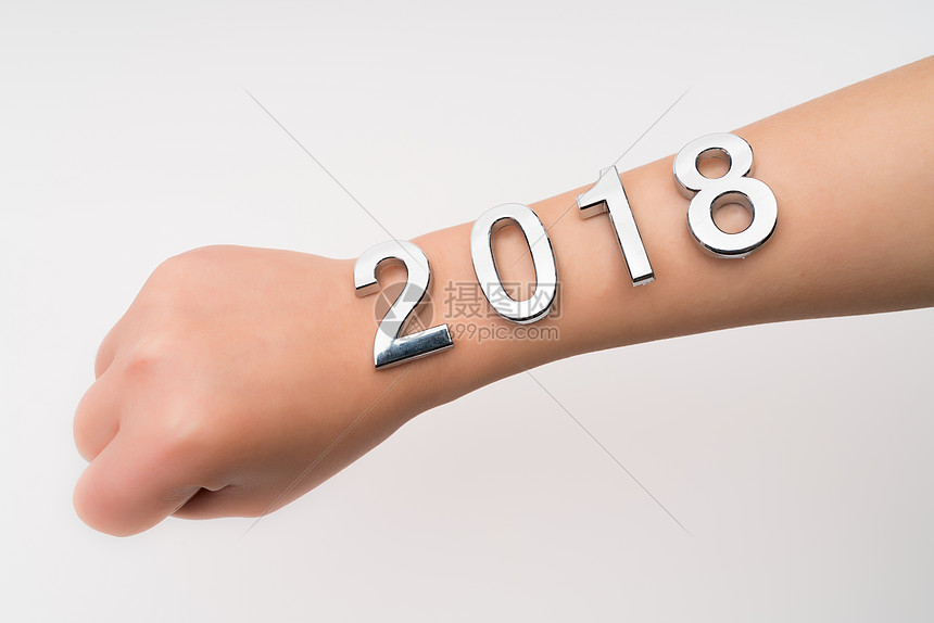 握拳的2018图片