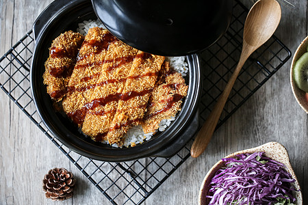 食饭日式美食炸猪排饭背景