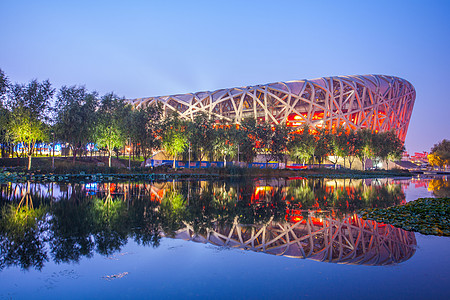 北京鸟巢夜景北京国家体育场（鸟巢）倒影背景